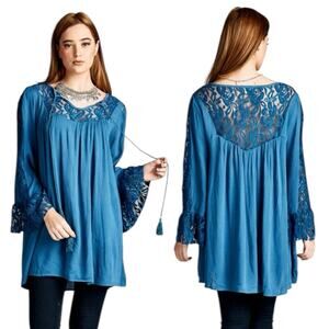 Velzera‎ Blue Boho Lace Bell Sleeve Peasant Tunic Top Size Medium Lace Tassels